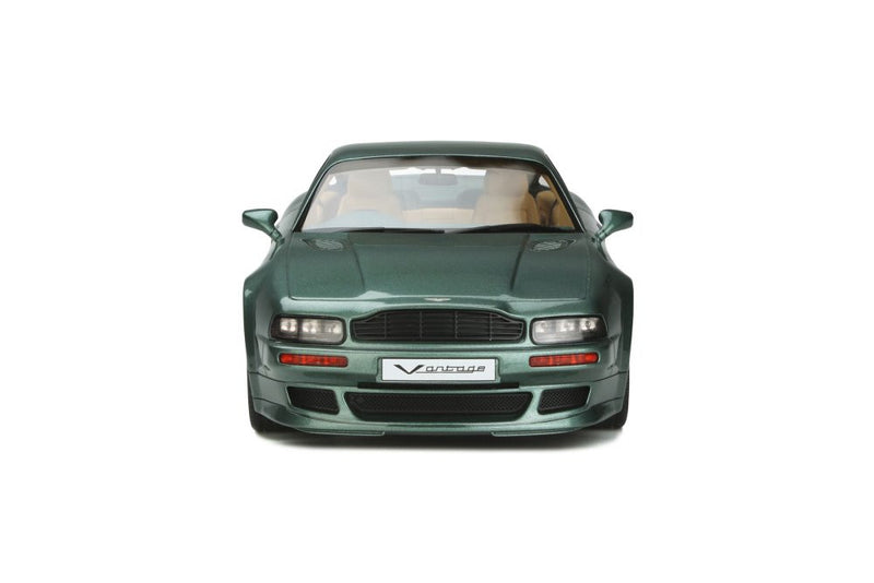 Aston Martin V8 Vantage RHD - GT Spirit 1:18 Resin