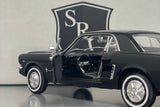 Ford Mustang Black - Welly 1:24 Diecast