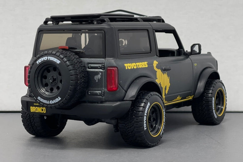 Ford Bronco - Maisto 1:24 Diecast