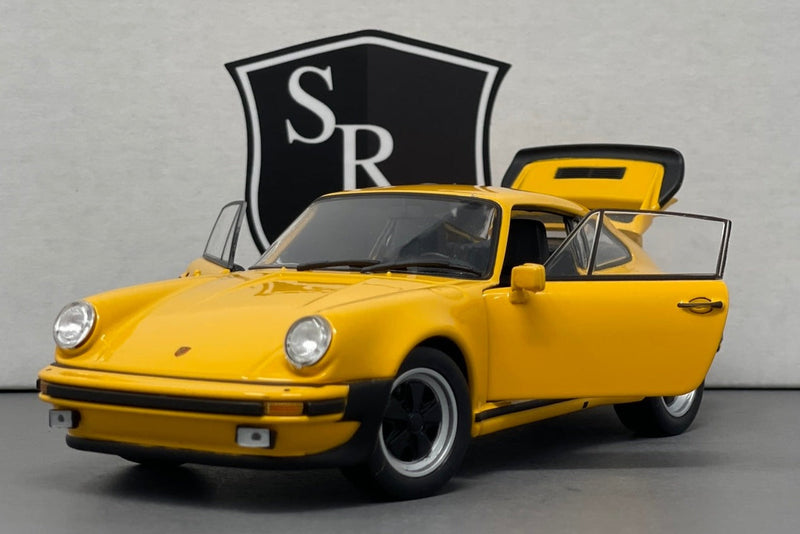 Porsche 911 Turbo - Welly 1:24 Diecast