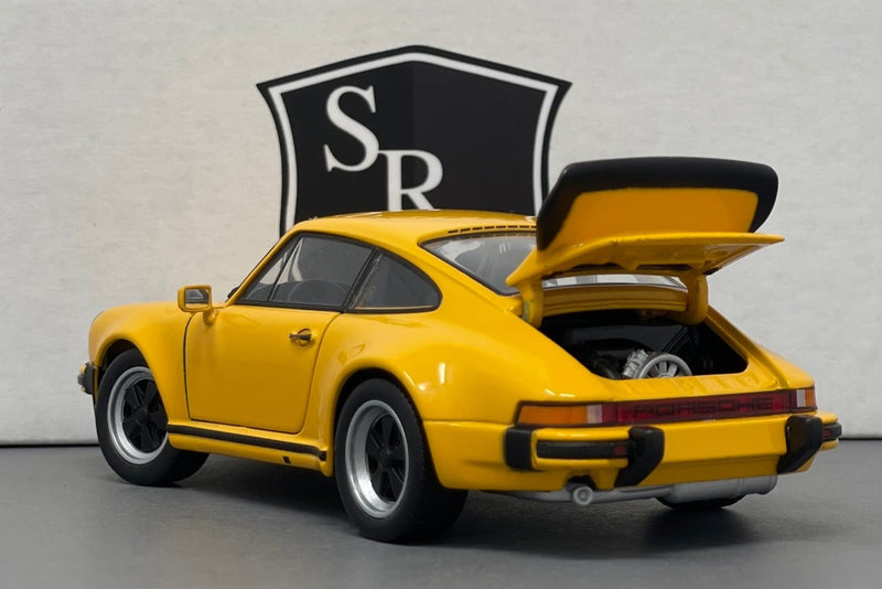 Porsche 911 Turbo - Welly 1:24 Diecast