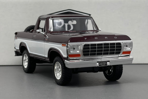 Ford Bronco - Motormax 1:24 Diecast
