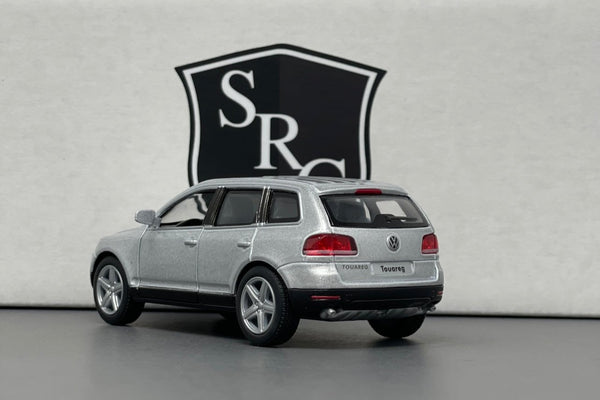 Volkswagen Touareg - Kinsmart 1:38 Diecast