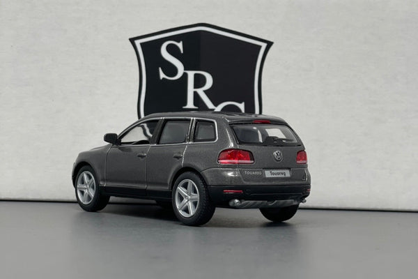 Volkswagen Touareg - Kinsmart 1:38 Diecast