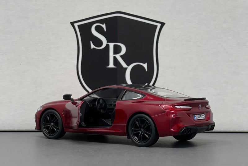 BMW M8 Competition Coupe - Kinsmart 1:38 Diecast