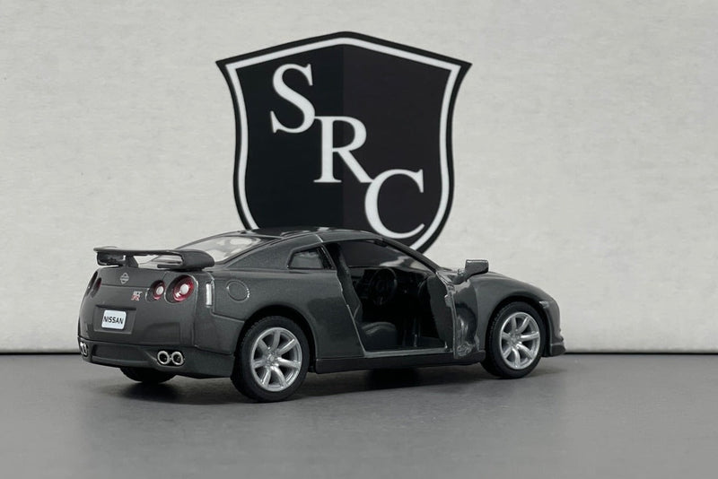 Nissan GT-R R35 - Kinsmart 1:36 Diecast