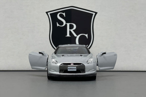 Nissan GT-R R35 - Kinsmart 1:36 Diecast