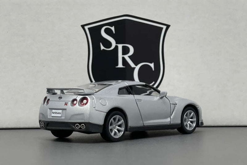 Nissan GT-R R35 - Kinsmart 1:36 Diecast