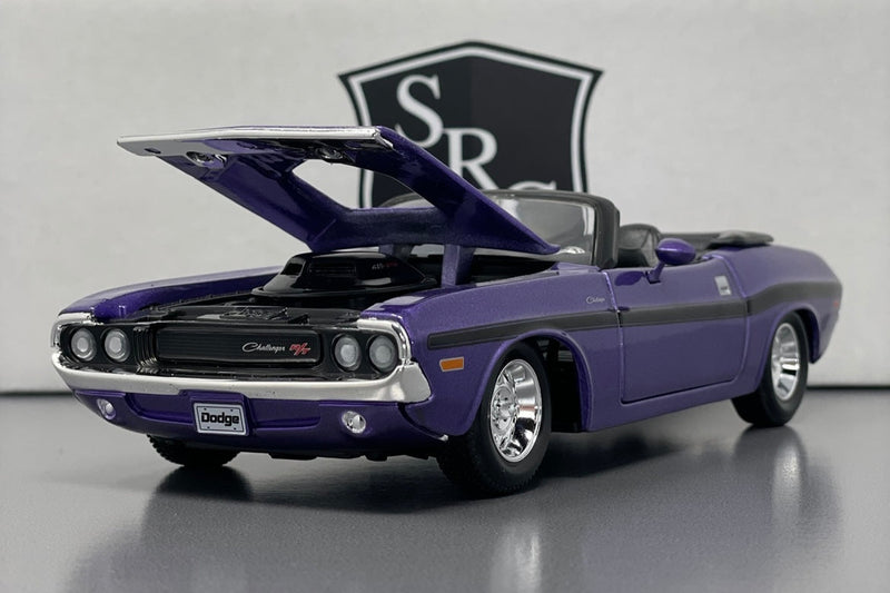 Dodge Challenger R/T Convertible - Maisto 1:24 Diecast
