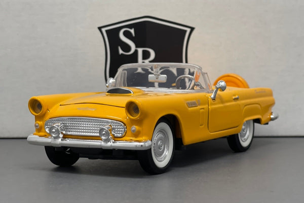Ford Thunderbird - Showcasts 1:24 Diecast