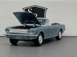 Ford Mustang - Showcasts 1:24 Diecast