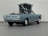Ford Mustang - Showcasts 1:24 Diecast