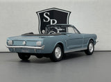 Ford Mustang - Showcasts 1:24 Diecast