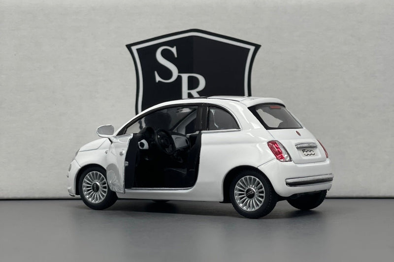 Fiat 500 - Kinsmart 1:28 Diecast