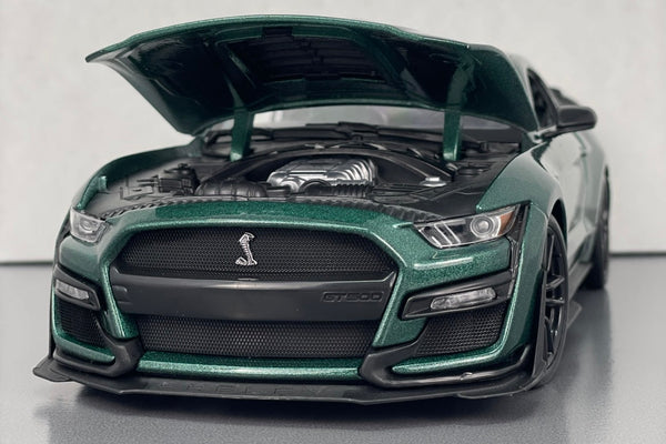 Ford Mustang Shelby GT500 - Maisto 1:18 Diecast