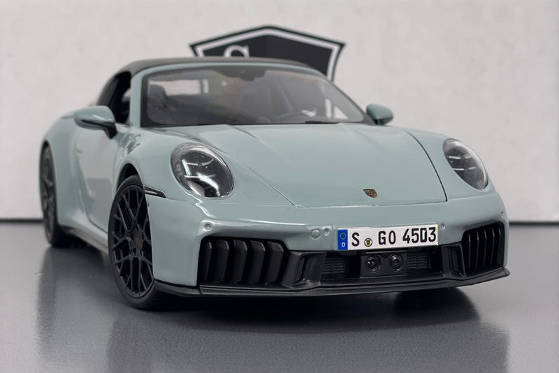 Porsche 911 Targa 4 GTS (992) - Maisto 1:18 Diecast