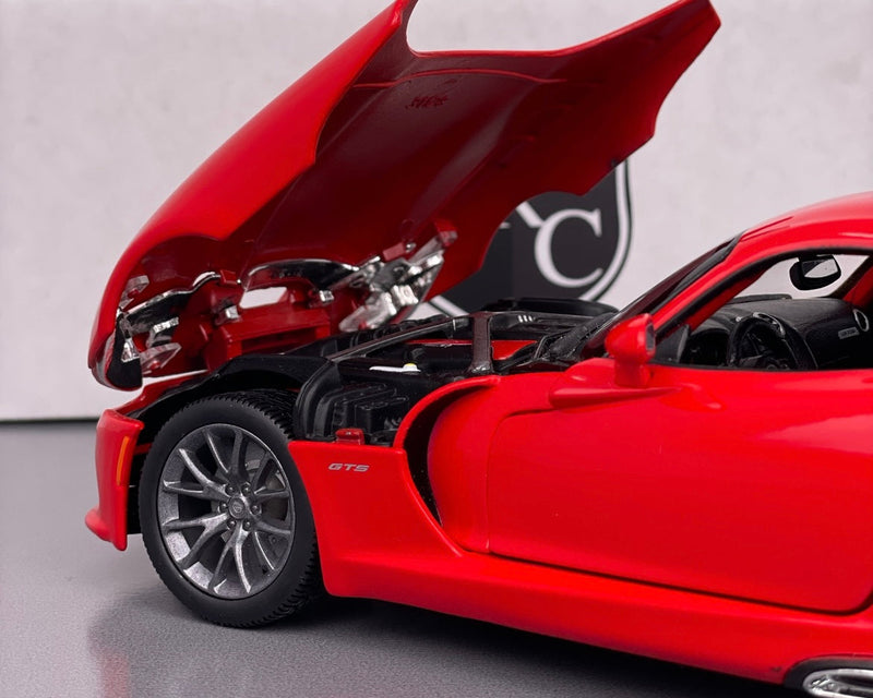 Dodge SRT Viper GTS - Maisto 1:18 Diecast