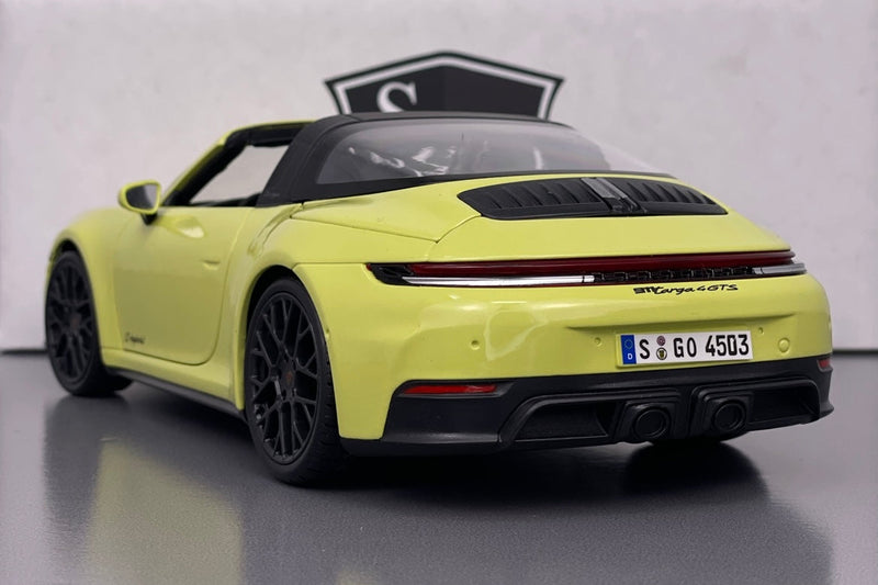 Porsche 911 Targa 4 GTS (992) - Maisto 1:18 Diecast