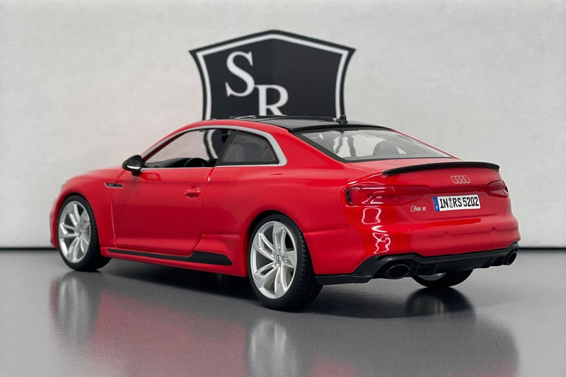 Audi RS 5 Coupé - Bburago 1:24 Diecast