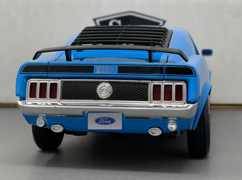 Ford Mustang Mach 1 - Maisto 1:18 Diecast