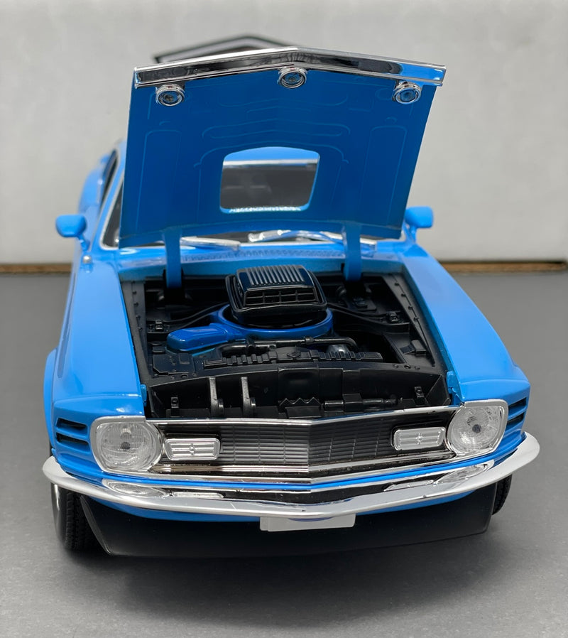 Ford Mustang Mach 1 - Maisto 1:18 Diecast