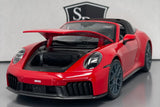 Porsche 911 Targa 4 GTS (992) - Red - Maisto 1:18 Diecast