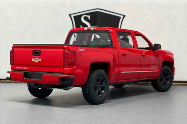 Chevrolet Silverado - Welly 1:24 Diecast
