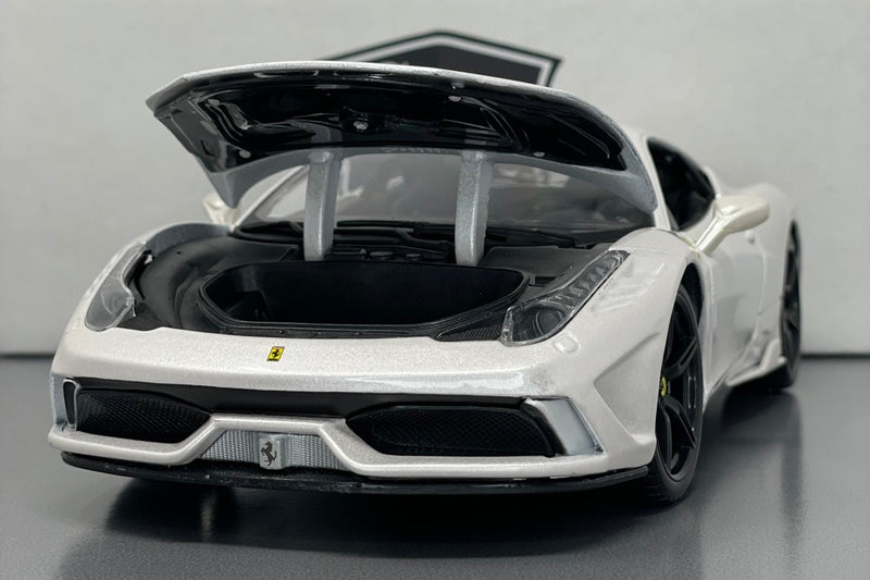 Ferrari 458 Speciale - Maisto 1:18 Diecast
