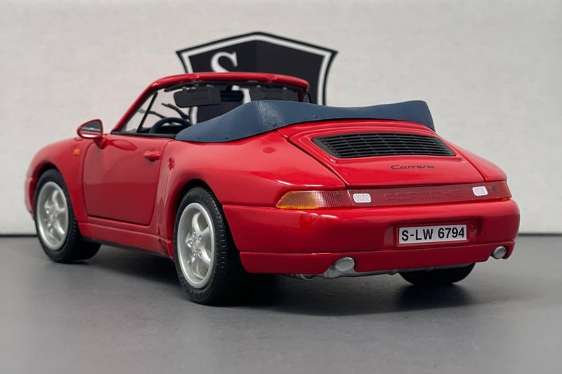 Porsche 911 Carrera Cabriolet - Maisto 1:18 Diecast