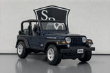 Jeep Wrangler Rubicon Blue - Maisto 1:27 Diecast
