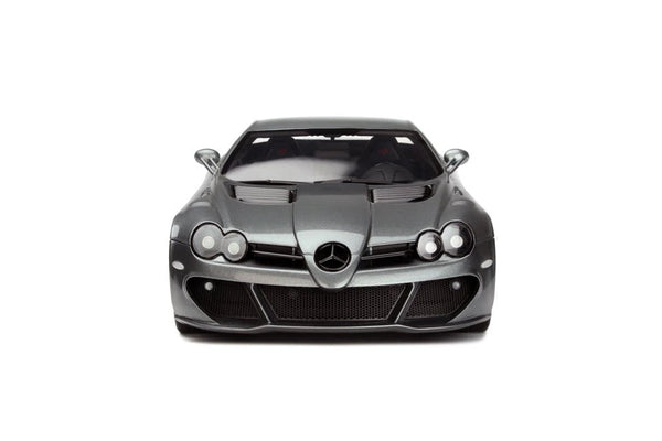 Mercedes-Benz SLR