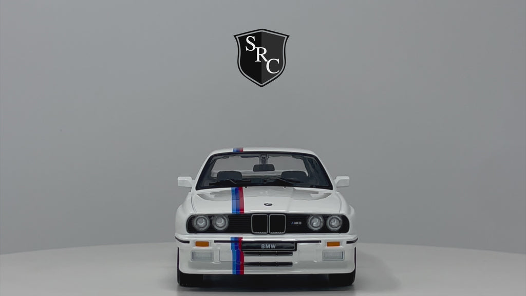 BMW E30 M3 - Bburago 1:24 Diecast White 360 Video