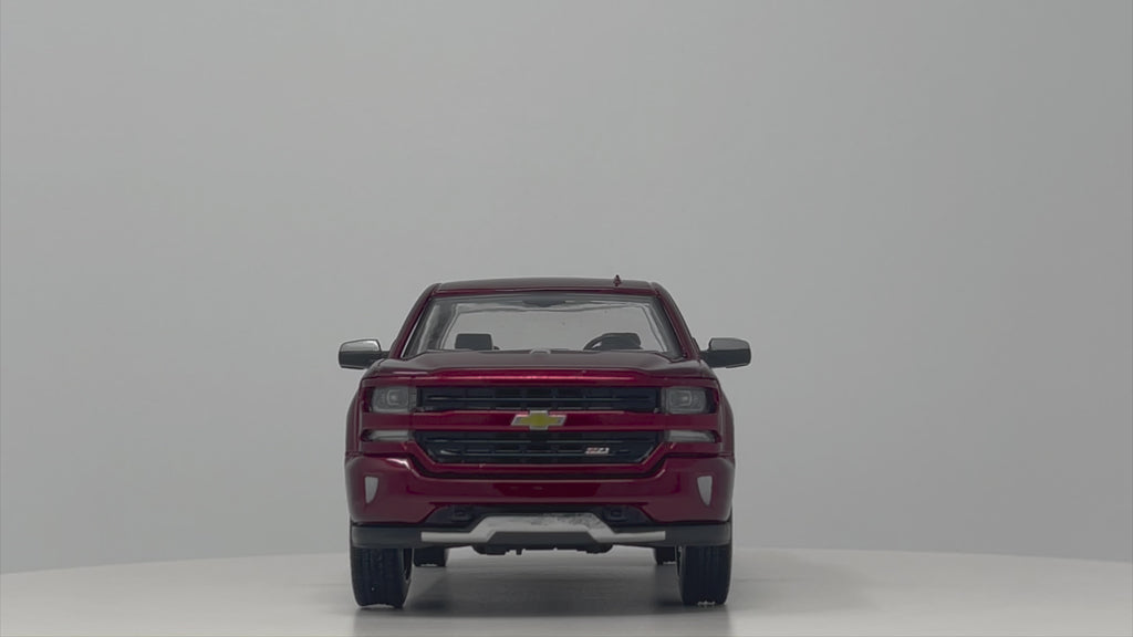 Chevrolet Silverado - Motormax 1:24 Diecast Red 360 Video
