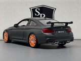 BMW M4 GTS Gray - Maisto 1:24 Diecast
