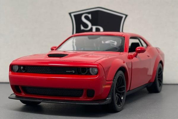 Dodge Challenger SRT Hellcat Widebody - Motormax 1:24 Diecast