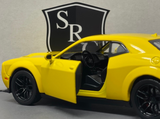 Dodge Challenger SRT Hellcat Widebody Yellow - Motormax 1:24 Diecast