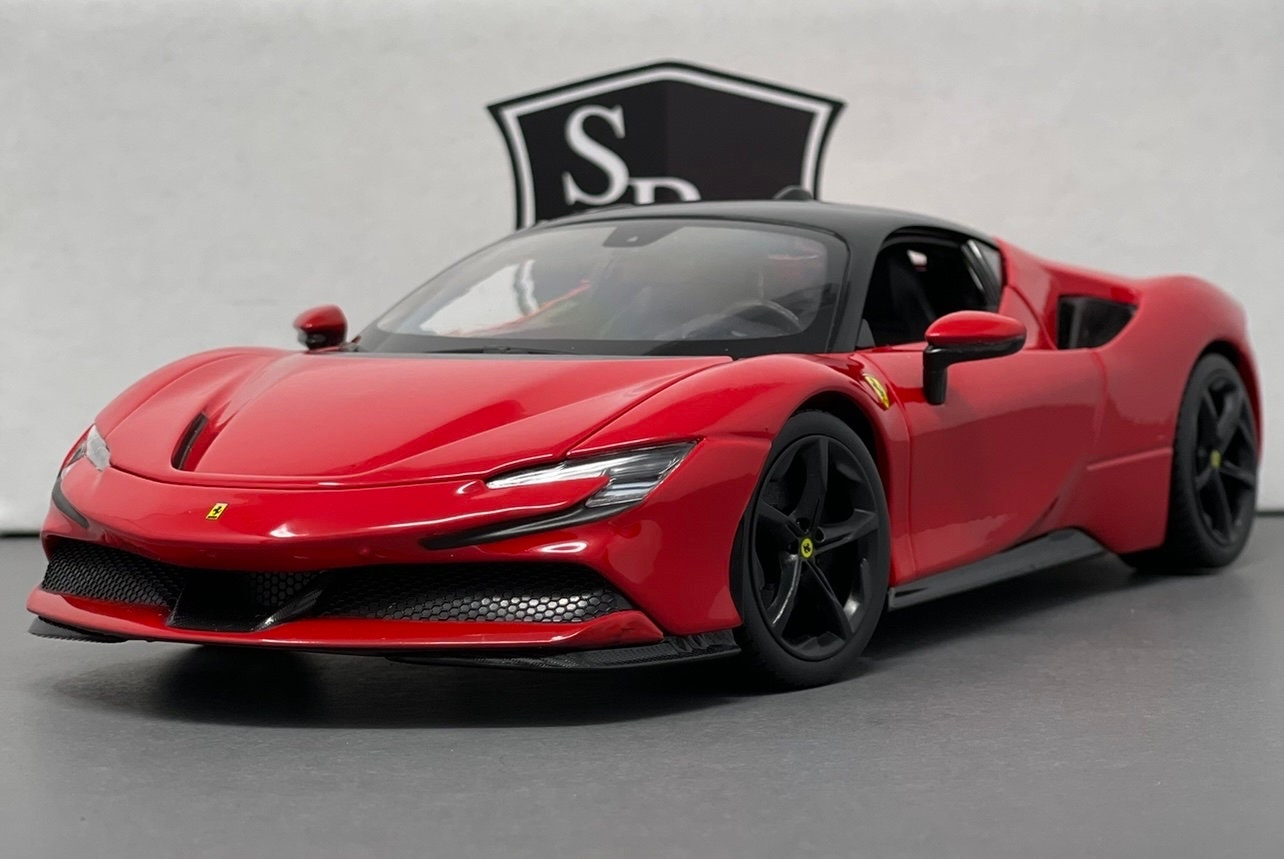 Ferrari SF90 Stradale - Red - Maisto 1:18 Diecast – Strada Racing Club