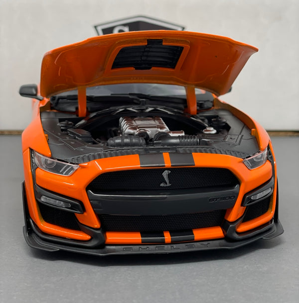 Ford Mustang Shelby GT500 - Maisto 1:18 Diecast