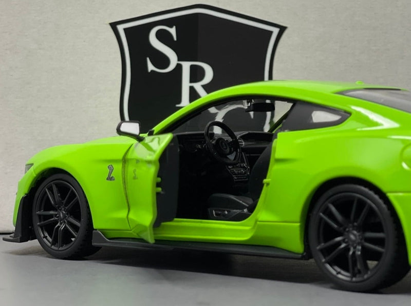 Ford Mustang Shelby GT500 - Maisto 1:24 Diecast