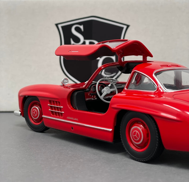 Mercedes-Benz SL 300 - Welly 1:24 Diecast