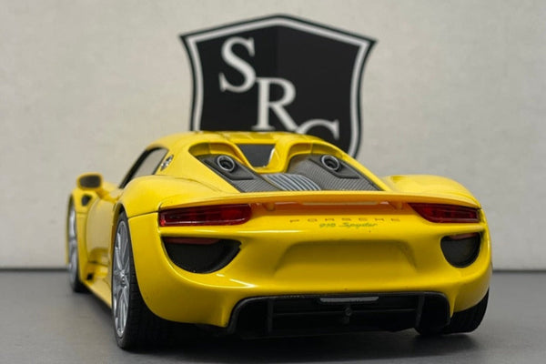 Porsche 918 Spyder - Welly 1:24 Diecast