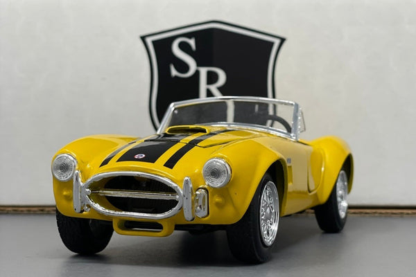 Shelby Cobra 427 - Maisto 1:24 Diecast