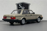 Volvo 240 GL Gold - Welly 1:24 Diecast