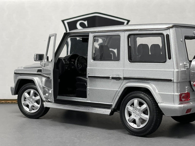 Mercedes-Benz G Class - Welly 1:24 Diecast