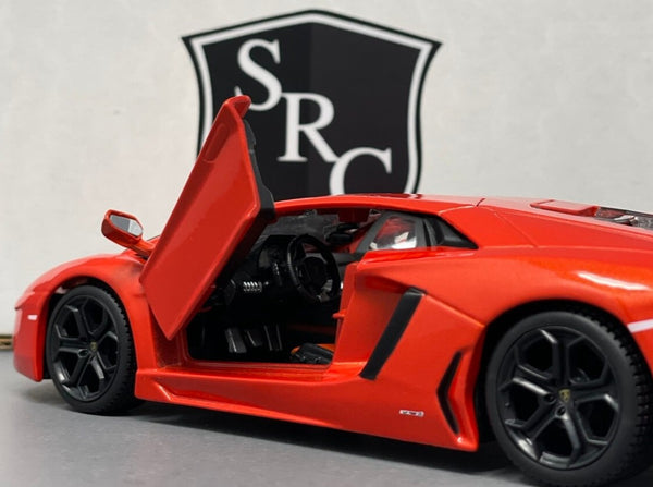 Lamborghini Aventador LP700-4 - Maisto 1:24 Diecast