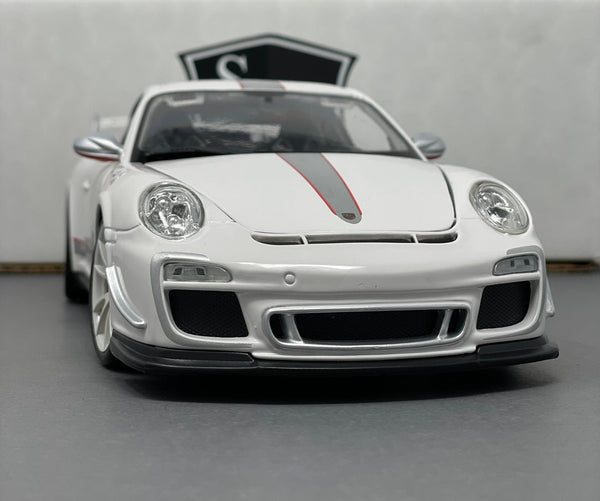 Porsche 911 GT3 RS 4.0 (997) - Maisto 1:18 Diecast