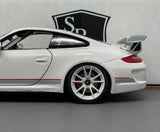 Porsche 911 GT3 RS 4.0 (997) - Maisto 1:18 Diecast
