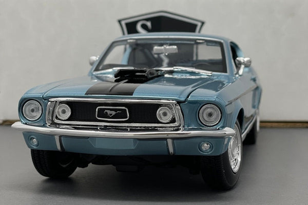 Ford Mustang GT - Maisto 1:18 Diecast