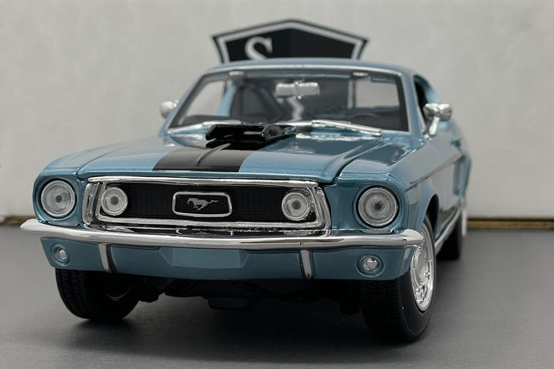 Ford Mustang GT - Maisto 1:18 Diecast