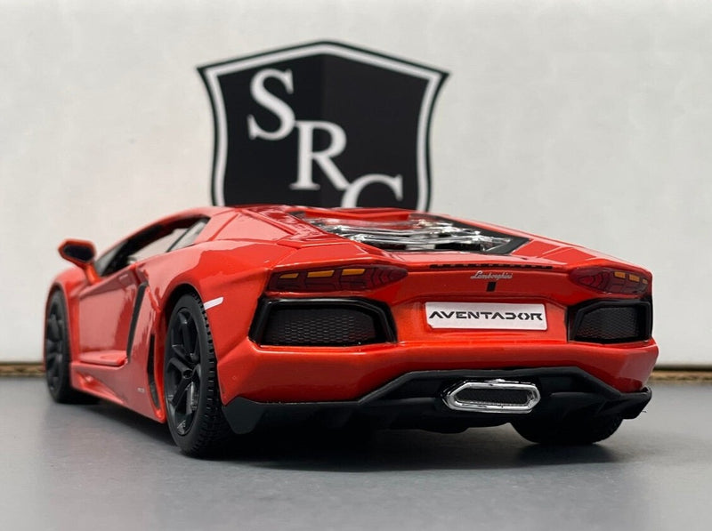 Lamborghini Aventador LP700-4 - Maisto 1:24 Diecast